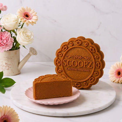 Discerning Gift  2-Piece Baked-Skin Mooncake Keepsake | $46